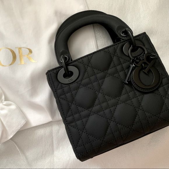 Sac Dior – Élégance et Luxe Intemporel