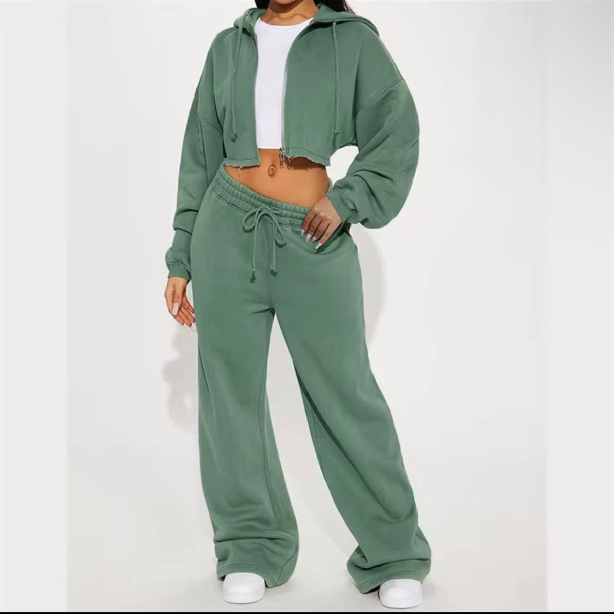 Ensemble Jogging Femme – Confort & Style Tendance