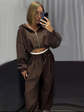 Ensemble Jogging Femme – Style Streetwear & Confort Absolu