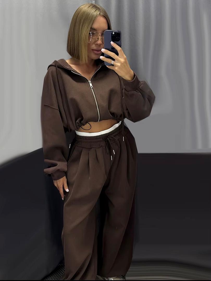 Ensemble Jogging Femme – Style Streetwear & Confort Absolu