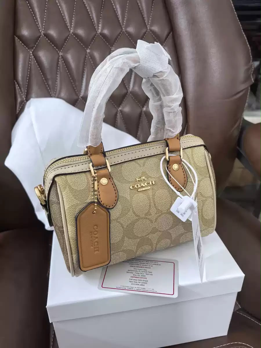 Sac Coach – Élégance Intemporelle