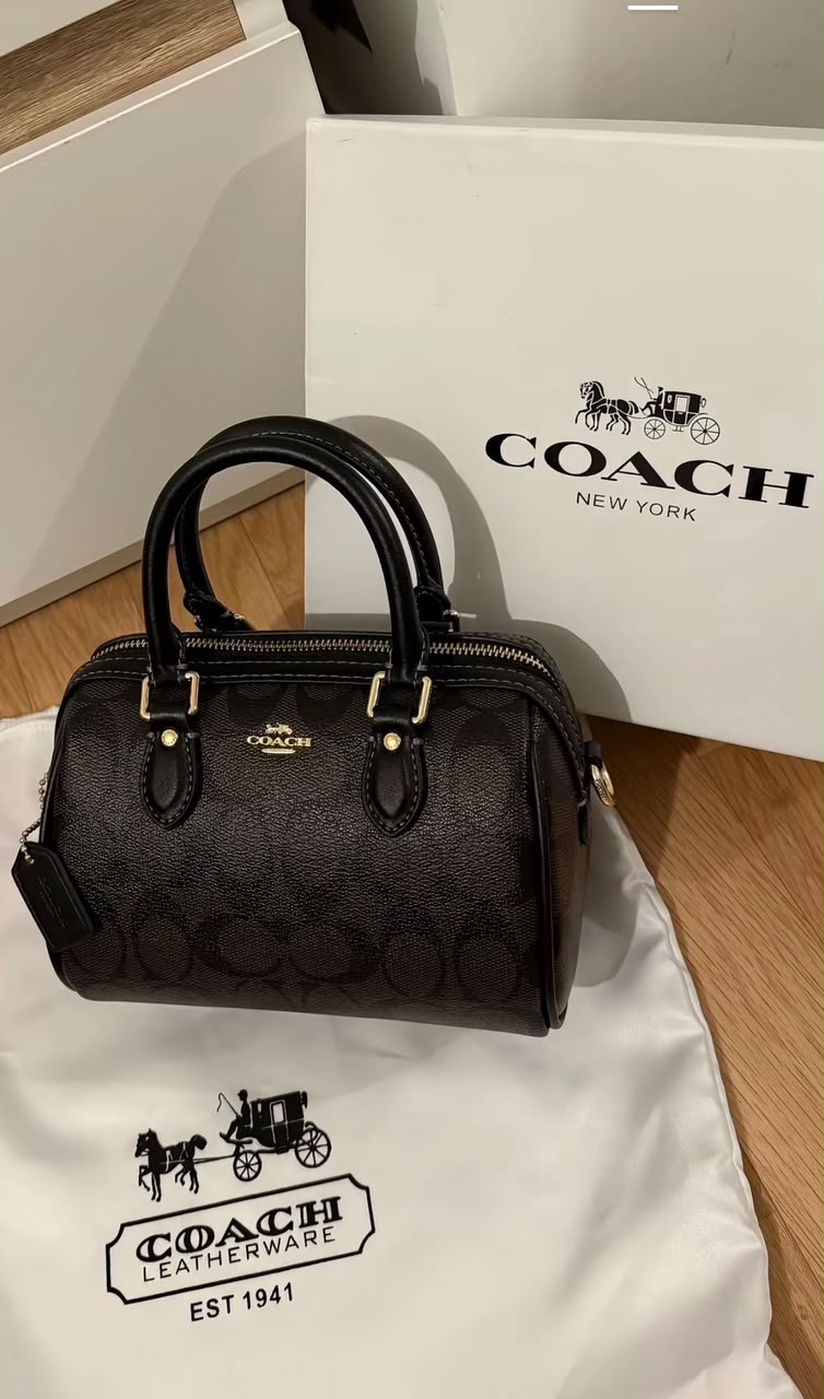 Sac Coach – Élégance Intemporelle