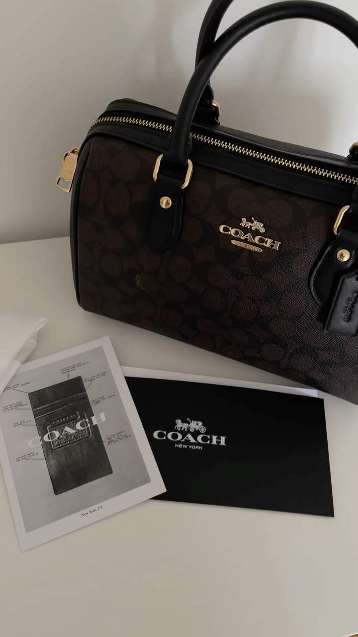 Sac Coach – Élégance Intemporelle