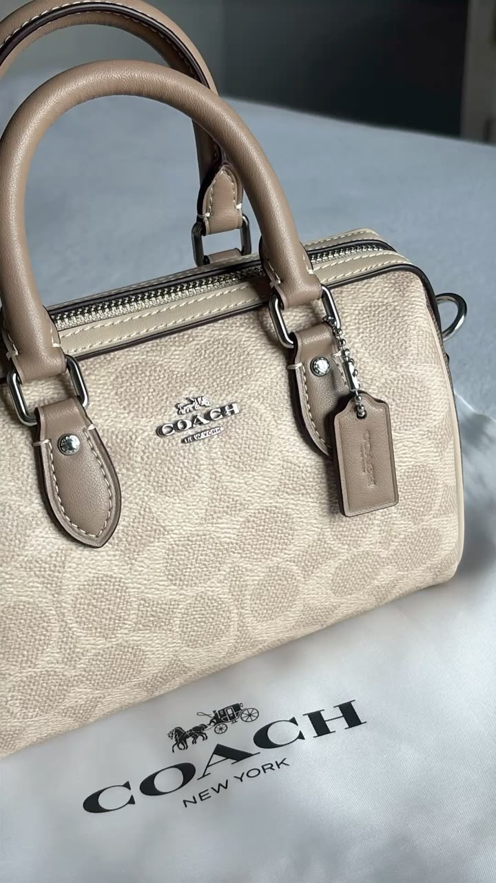 Sac Coach – Élégance Intemporelle