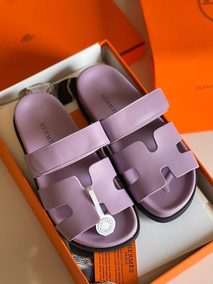 Chaussures Hermès – Élégance et Confort Haut de Gamme
