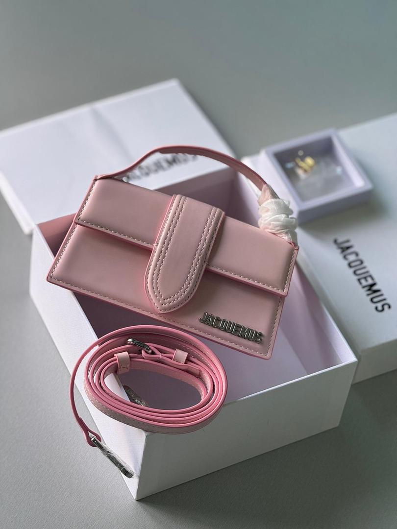 Sac Jacquemus – Style Moderne et Élégance Minimaliste
