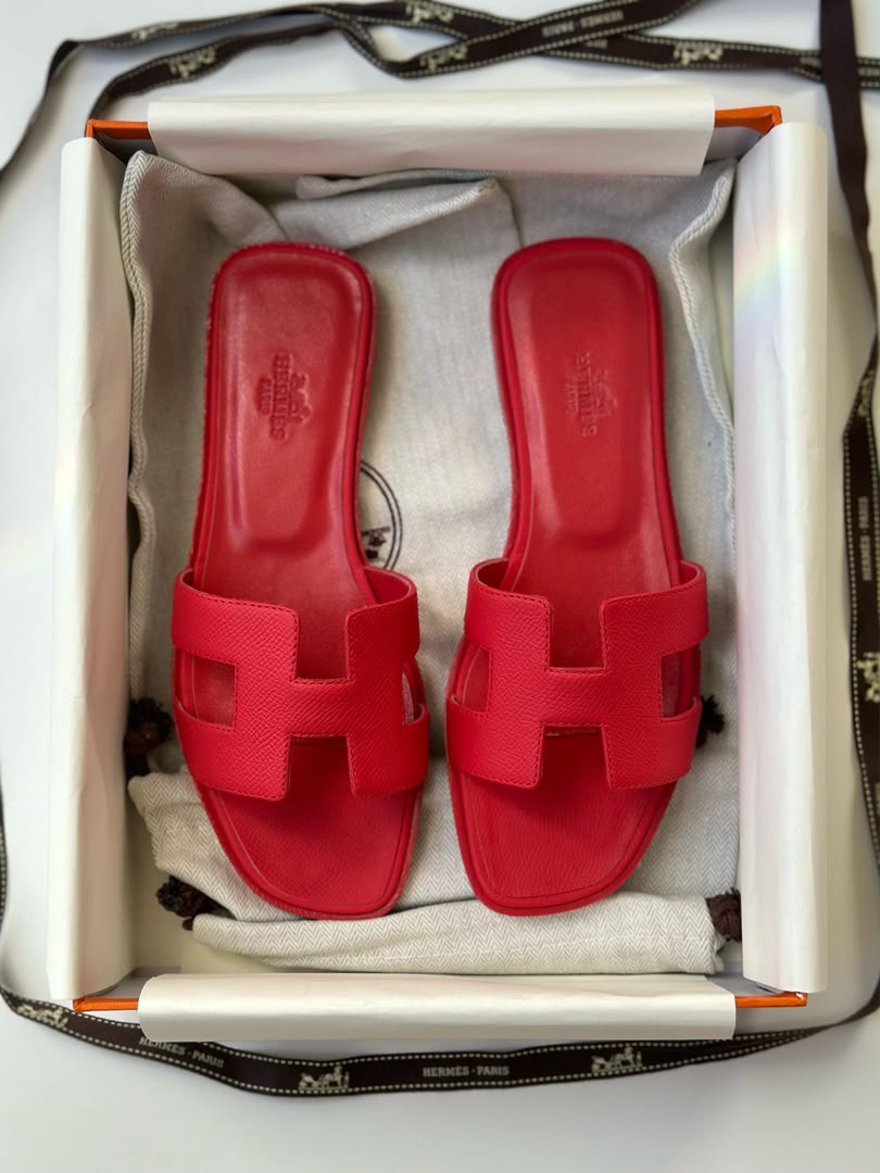 Chaussures Hermès – Luxe et Confort Élégant