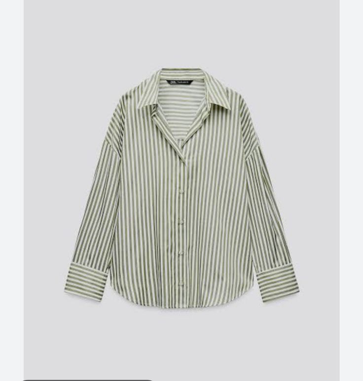 Chemise à Carreaux Rayés à Manches Longues – Élégance Décontractée