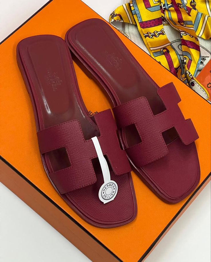 Chaussures Hermès – Luxe et Confort Élégant